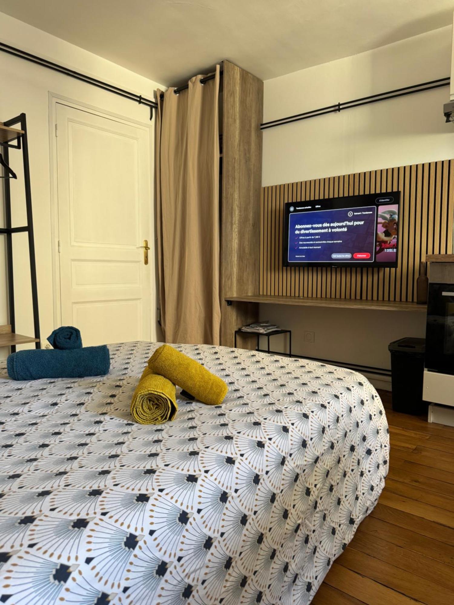 Charmant Appartement Au Coeur De 부르주 외부 사진