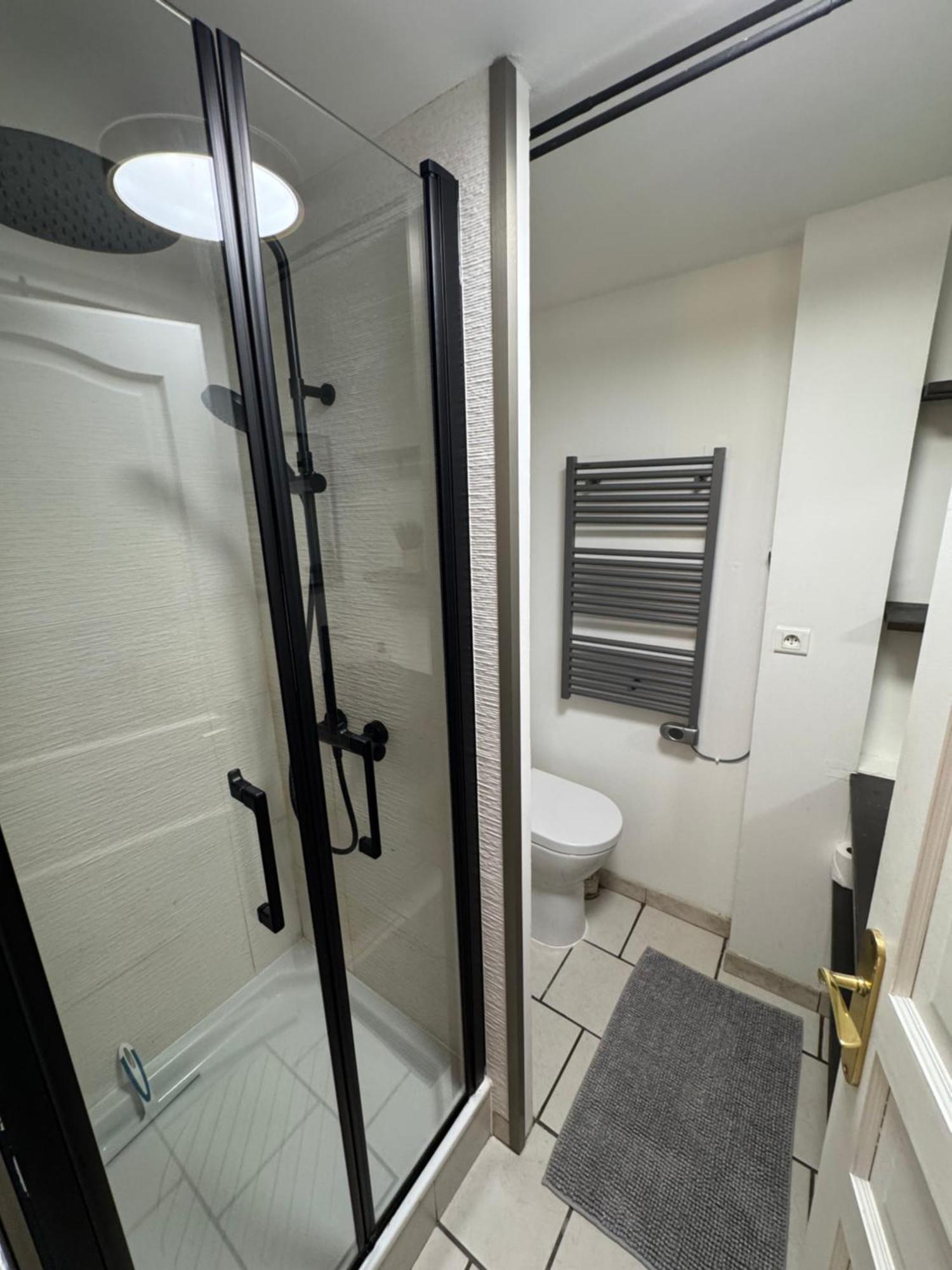Charmant Appartement Au Coeur De 부르주 외부 사진
